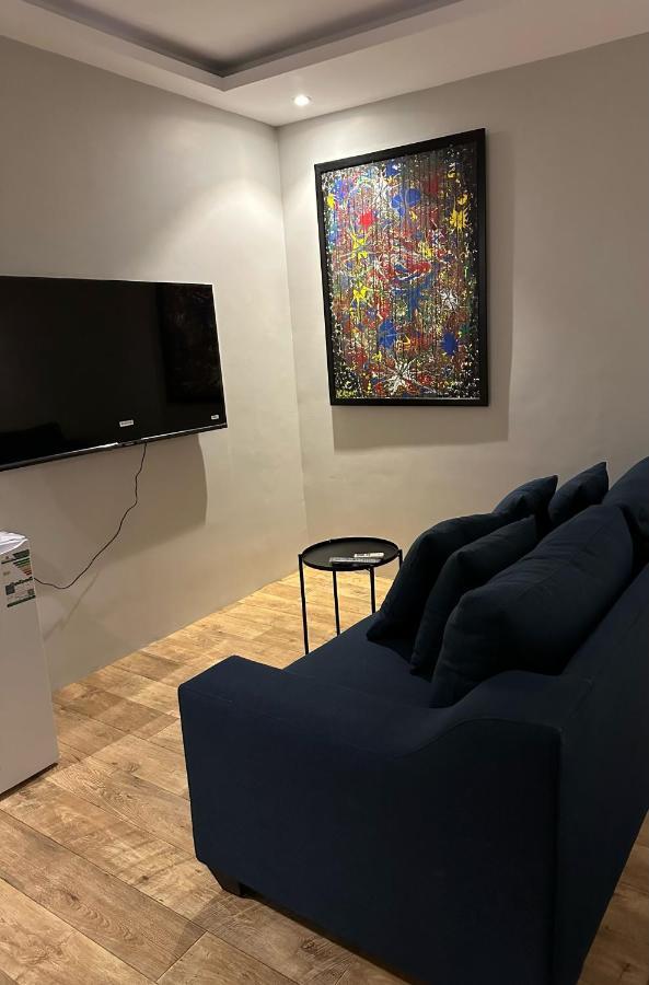 Villa Apartments Apartment
