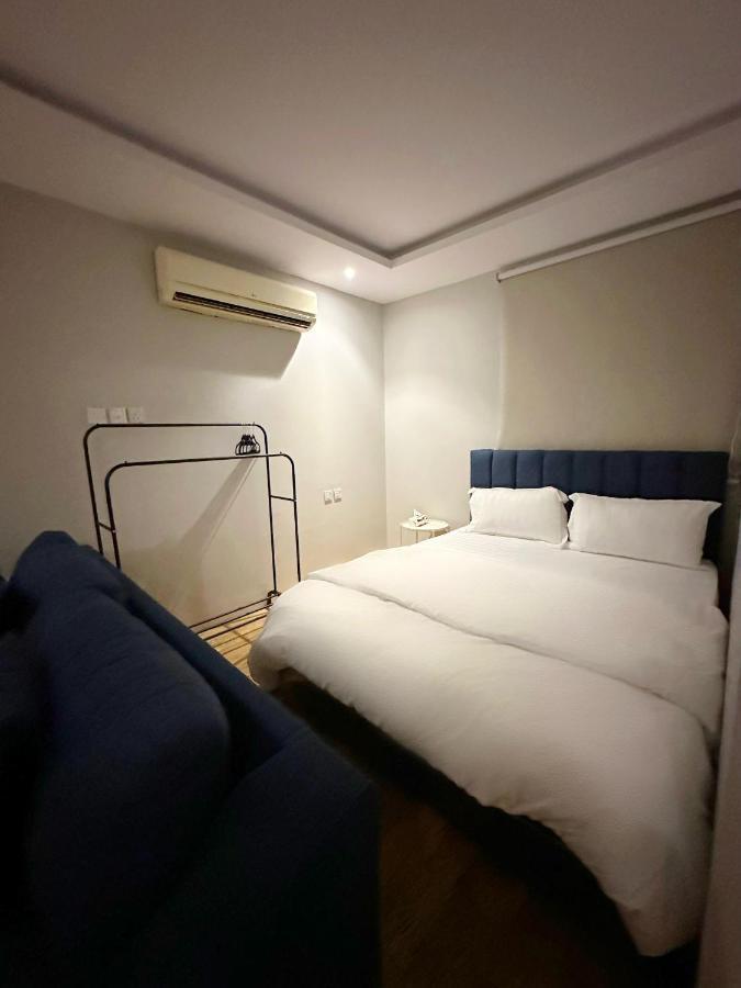 Villa Apartments Apartment